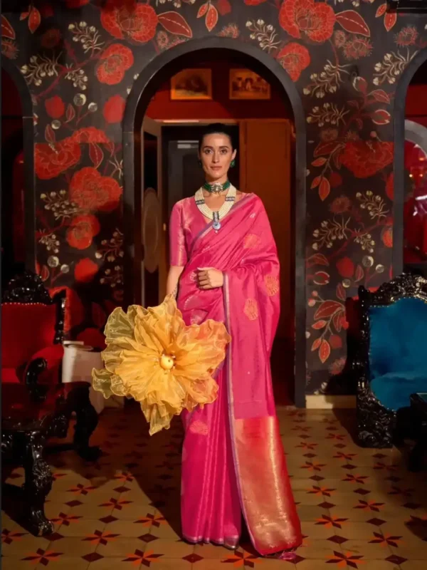 HANDWOVEN SILK - HEAVY BROCADE BLOUSE (7) Pink Handwoven Silk Saree with Heavy Brocade Blouse