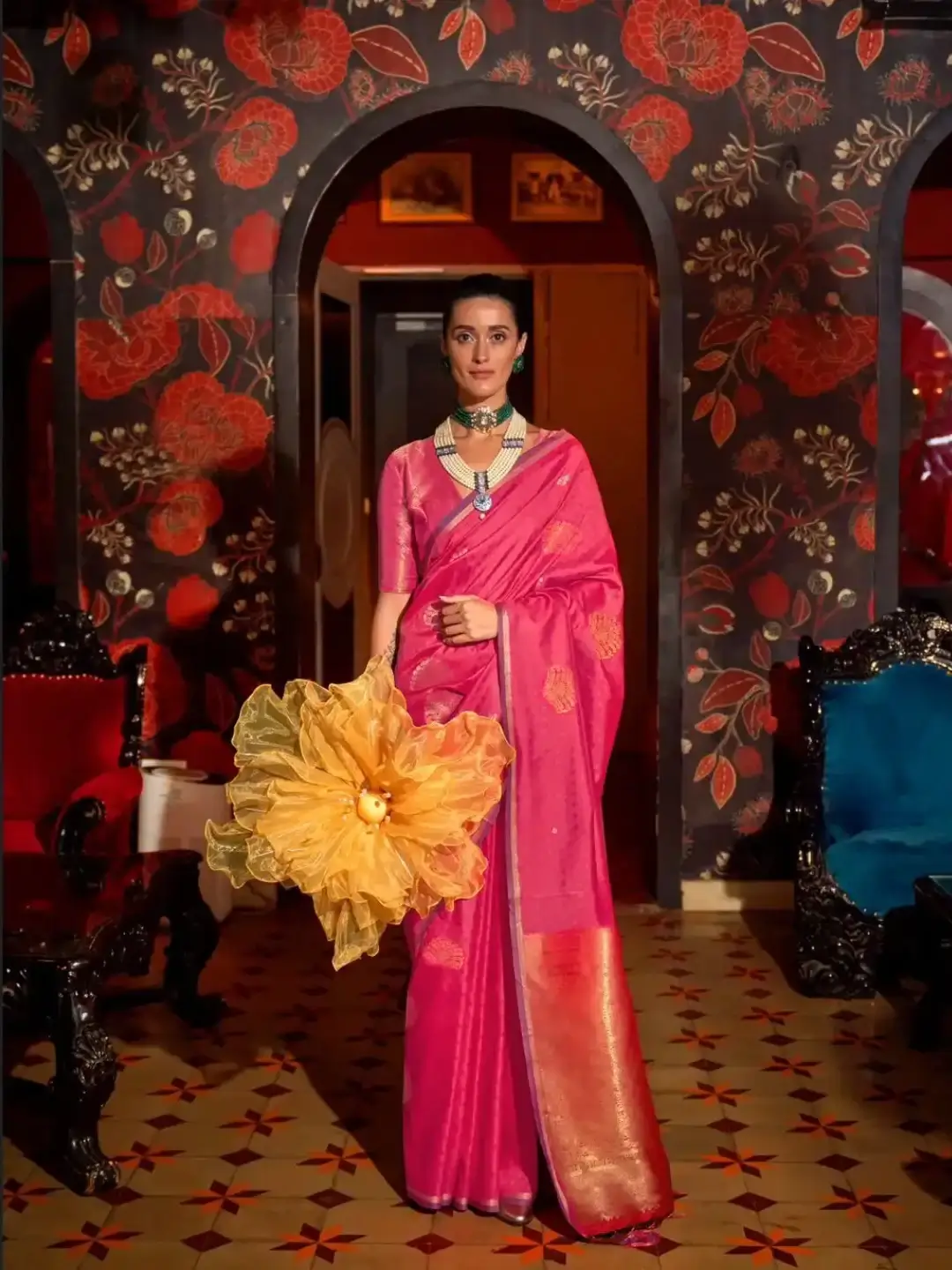 pink-handwoven-silk-saree-with-brocade-blouse