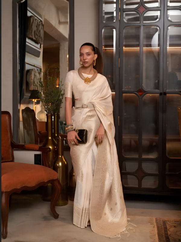 Royal White & Golden Georgette Saree Royal White & Golden Georgette Saree